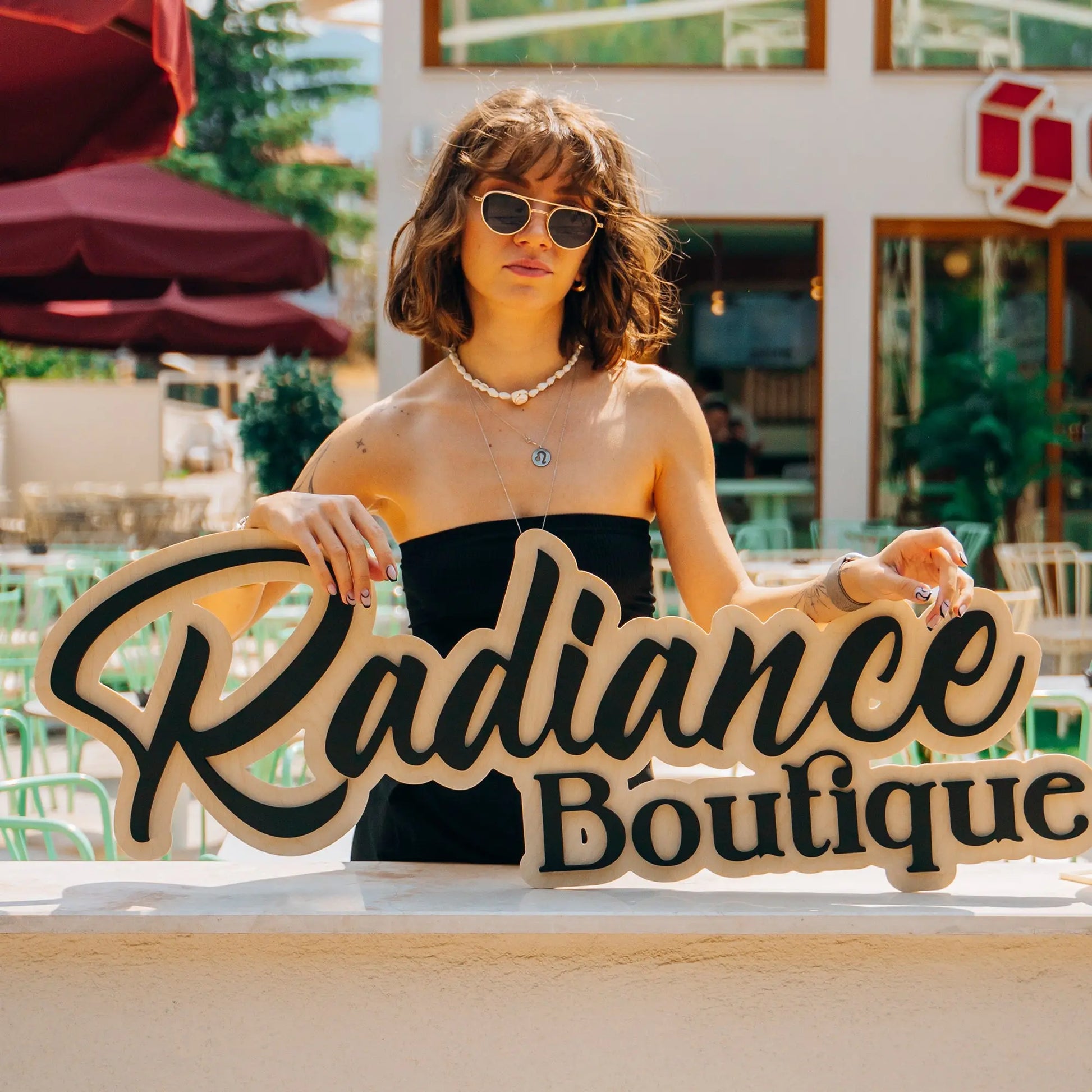 Poeti | Wooden Business Sign Mauda