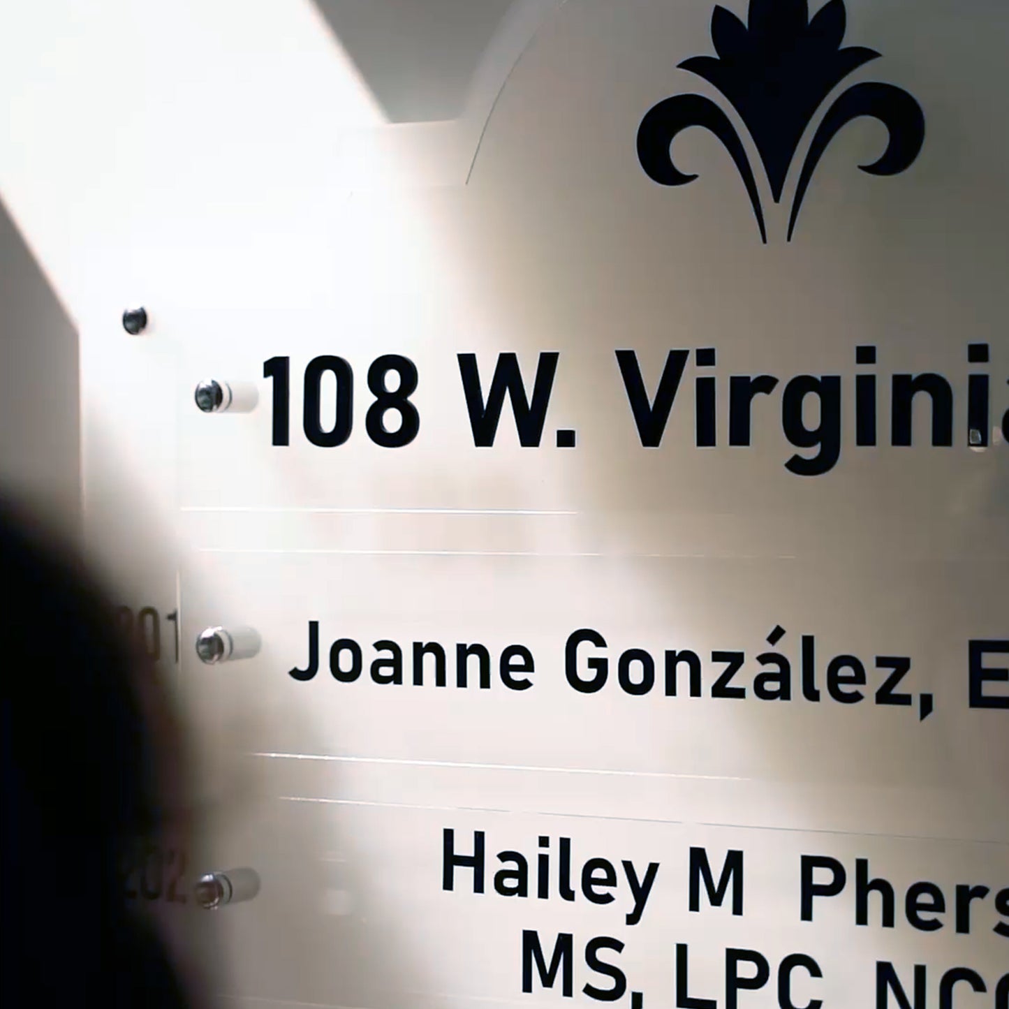 Rollo | Acrylic Wall Plaque